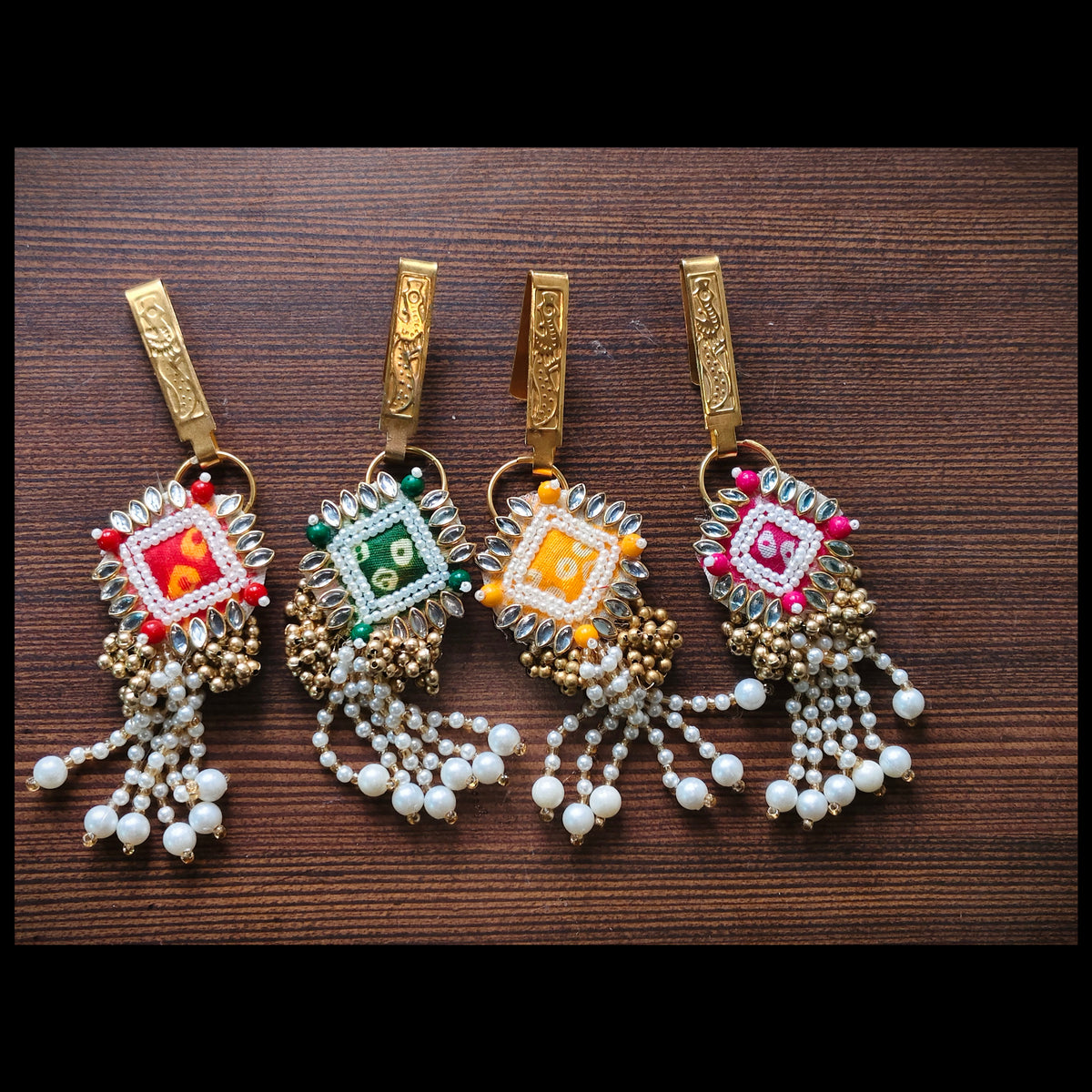 Diamond Bandhej keyring (1 pc)