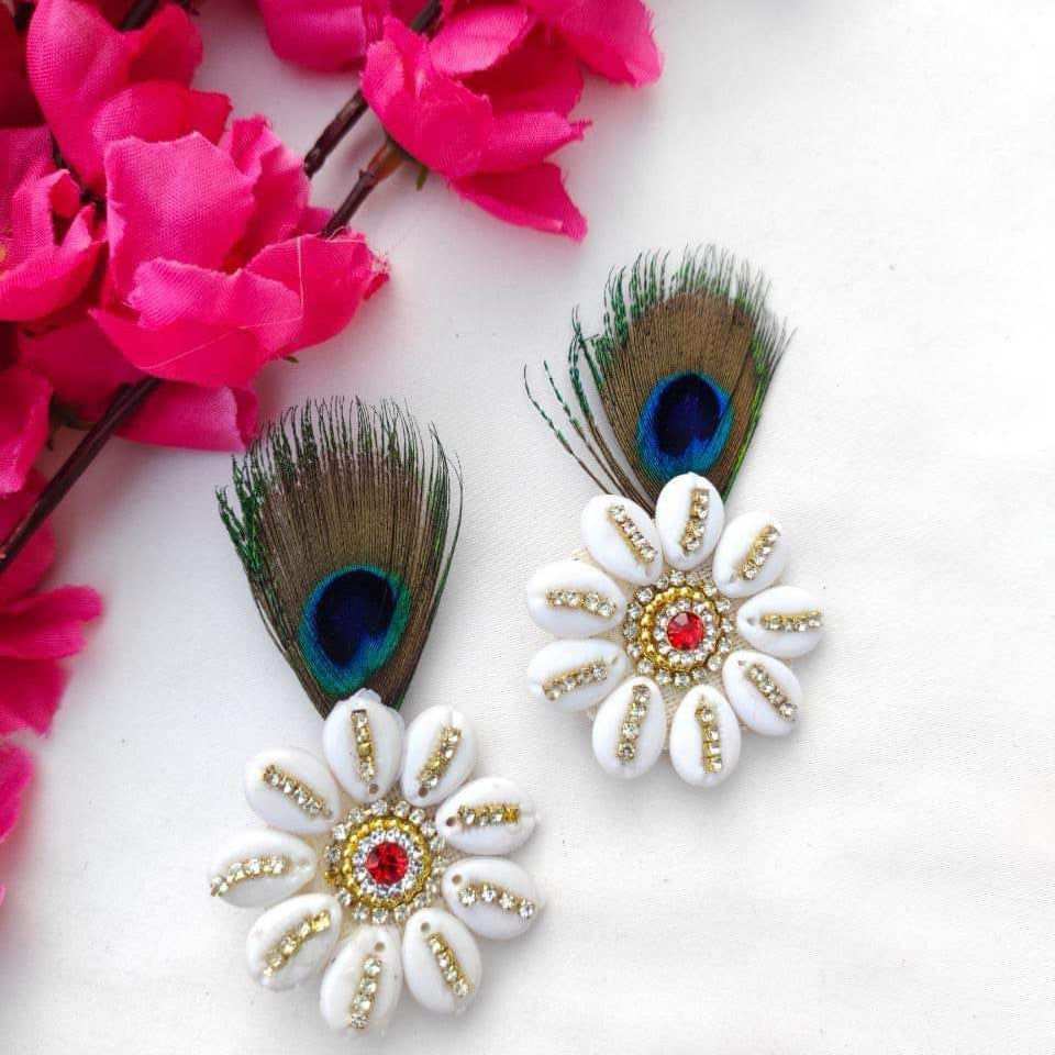 kowdi Brooch set of 2 pcs