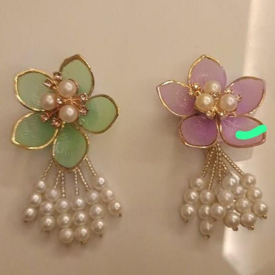 Acylic flower Brooch (4 pcs)