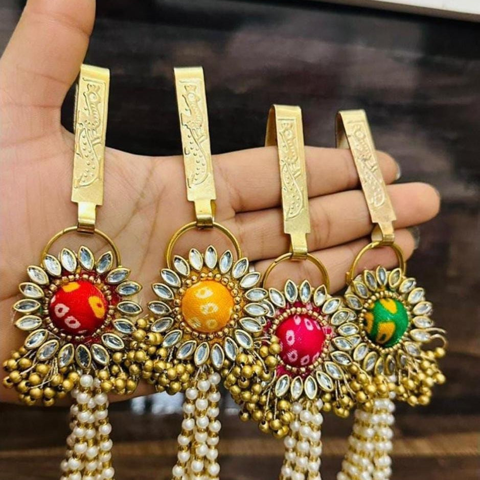 Kundan Flower Keychains (1 pc )