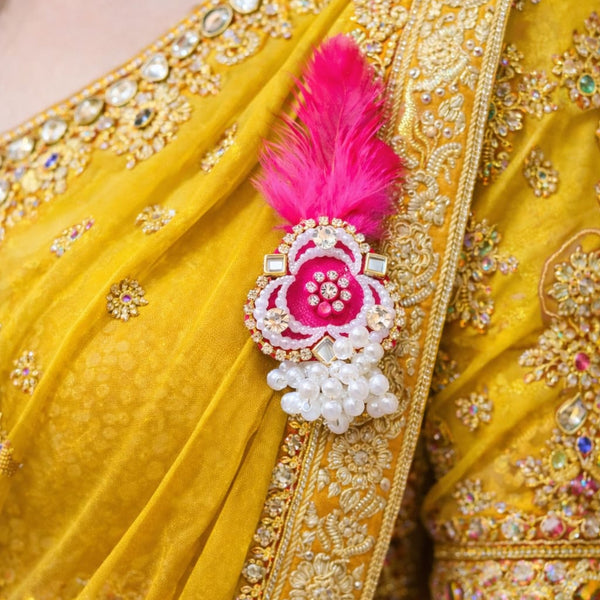 Elegant Pink brooch (set of 4 pcs)
